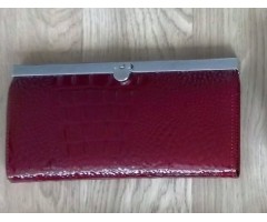 Piniginė Deniels 398.45.03, odinė, raudona, moteriška  0908-016