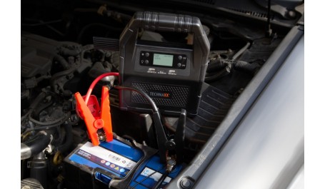 Šuolinis starteris automobiliui -sunkvežimiui , išorinė baterija 30000mAh